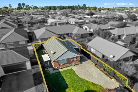 Photo of property in 2/20 Kirsten Place, Parklands, Christchurch, 8083