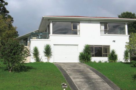 Photo of property in 34 Mayfair Crescent, Mairangi Bay, Auckland, 0630