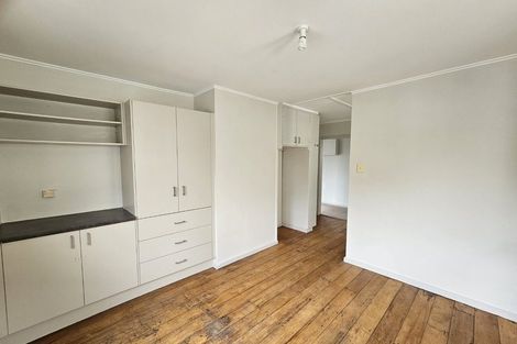 Photo of property in 2 Pinfold Avenue, Hamilton East, Hamilton, 3216