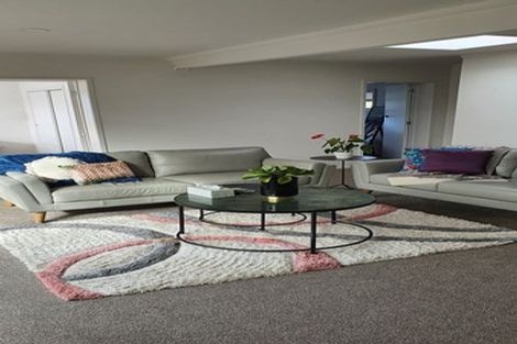 Photo of property in 55 Coronation Road, Hillcrest, Auckland, 0627