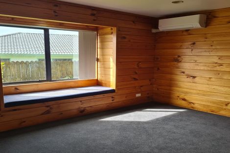 Photo of property in 21 Pono Place, Waiuku, 2123