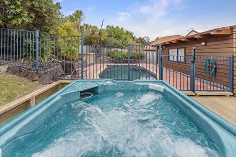 Photo of property in 26 Javelin Close, Gulf Harbour, Whangaparaoa, 0930