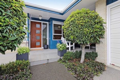 Photo of property in 3 D'arcy Place, Taradale, Napier, 4112