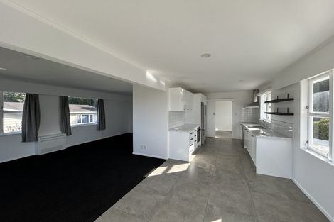 Photo of property in 74 Akaroa Drive, Maupuia, Wellington, 6022