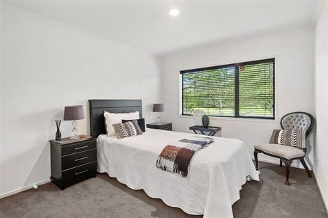 Photo of property in 8 Millbrook Drive, Waiuku, 2683