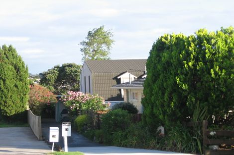 Photo of property in 9 Anne Road, Hillcrest, Auckland, 0627