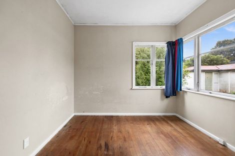 Photo of property in 27 Menin Road, Onekawa, Napier, 4110