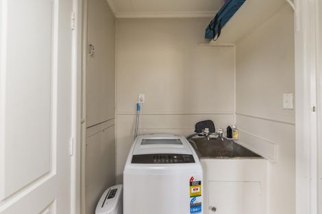 Photo of property in 11 Denbigh Place, Awapuni, Palmerston North, 4412