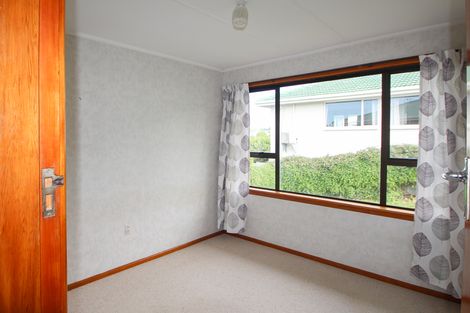 Photo of property in 6 Oxford Street, Holmes Hill, Oamaru, 9401