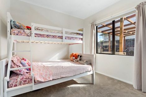 Photo of property in 180 Jutland Road, Pukekohe, 2120