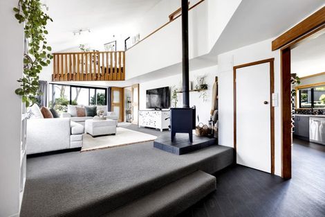 Photo of property in 20 Kiri Road, Te Kiri, Opunake, 4682