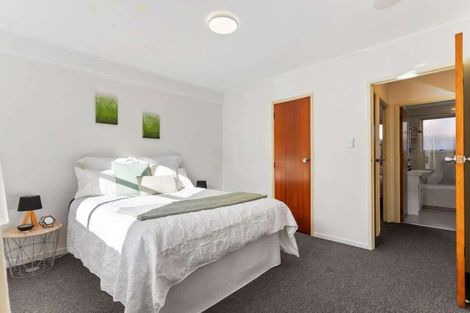 Photo of property in 1/14 Aotea Road, Glen Eden, Auckland, 0602
