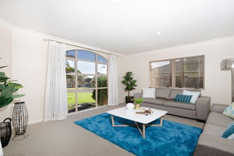 Photo of property in 34 Jadewynn Drive, Massey, Auckland, 0614