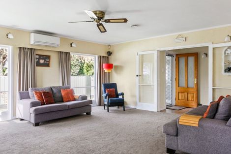 Photo of property in 2 Emily Street, Riverdale, Gisborne, 4010