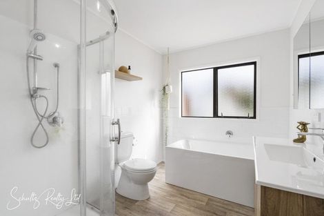 Photo of property in 316 Mountain Road, Maungaturoto, 0587