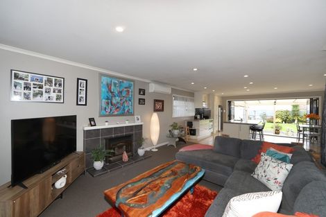 Photo of property in 11 Lodge Road, Maraenui, Napier, 4110