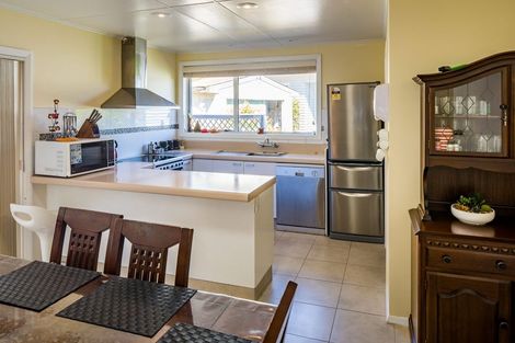 Photo of property in 79 Sunshine Avenue, Karori, Wellington, 6012