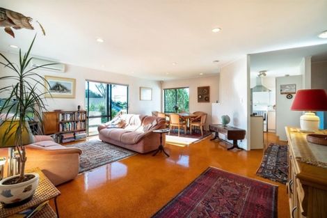 Photo of property in 17 Ian Sage Avenue, Torbay, Auckland, 0630