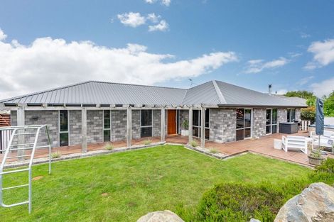 Photo of property in 18 Lancaster Lane, Waldronville, Dunedin, 9018