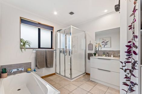 Photo of property in 10 Kate Edger Place, Stoke, Nelson, 7011