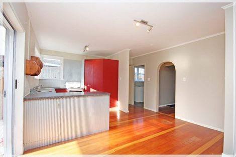 Photo of property in 11 Norfolk Street, Levin, 5510