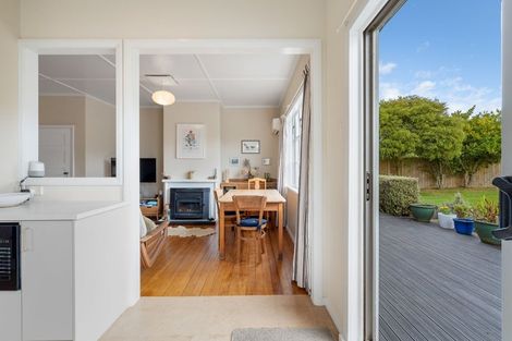 Photo of property in 37 Puketai Street, Andersons Bay, Dunedin, 9013