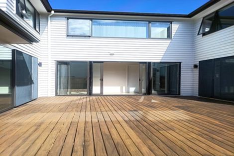 Photo of property in 58 Mettam Drive, Swanson, Auckland, 0614