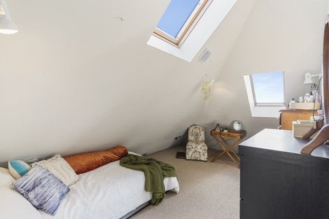 Photo of property in 2/79 Island Road, Beach Haven, Auckland, 0626