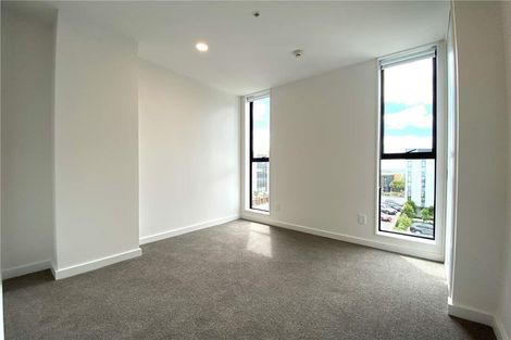 Photo of property in 414/19 Rawene Road, Birkenhead, Auckland, 0626