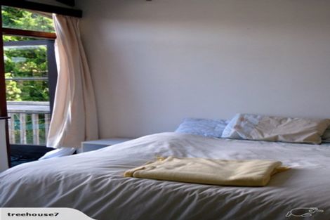 Photo of property in 1/244 Onewa Road, Birkenhead, Auckland, 0626