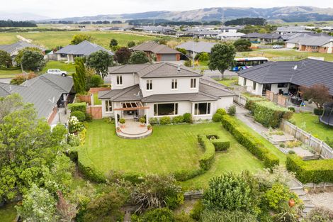 Photo of property in 144 Pacific Drive, Fitzherbert, Palmerston North, 4410