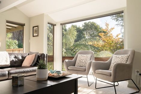 Photo of property in 37 Greyfriars Crescent, Tawa, Wellington, 5028