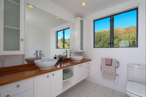 Photo of property in 7 Garin Heights, Atawhai, Nelson, 7010