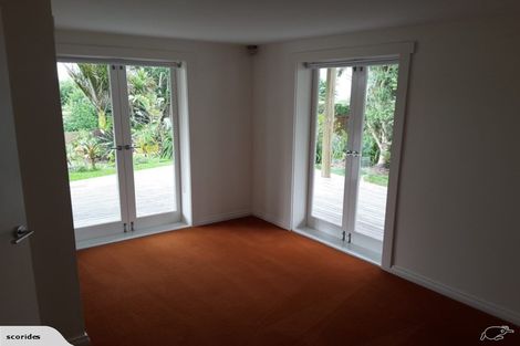 Photo of property in 2/128 Aberdeen Road, Campbells Bay, Auckland, 0620