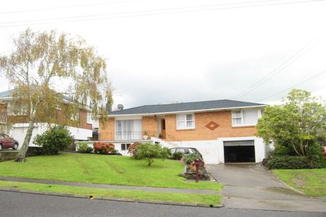 Photo of property in 26 Portadown Avenue, Pakuranga Heights, Auckland, 2010
