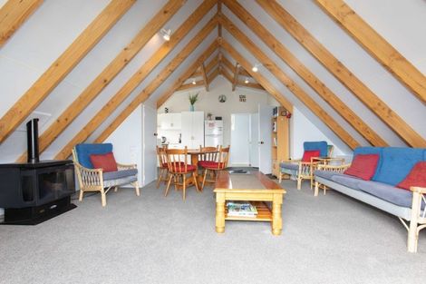 Photo of property in 16 O'neill Place, Lake Tekapo, 7999