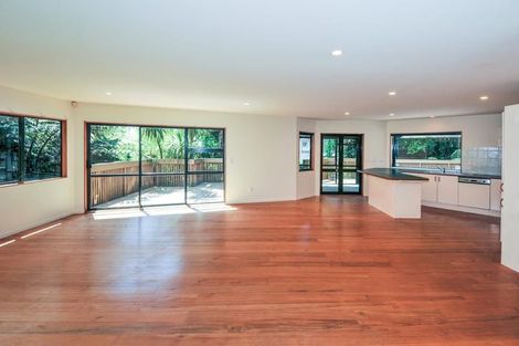 Photo of property in 2/16 Archers Road, Glenfield, Auckland, 0629