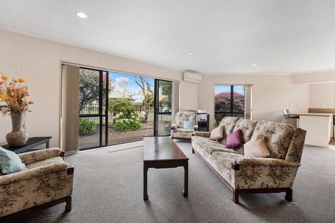 Photo of property in 17 Ridgemount Terrace, Welcome Bay, Tauranga, 3112