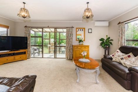 Photo of property in 21 Nugget Grove, Raumati Beach, Paraparaumu, 5032