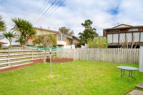 Photo of property in 1 Cushla Place, Massey, Auckland, 0614