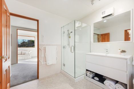 Photo of property in 5 Milton Terrace, Picton, 7220