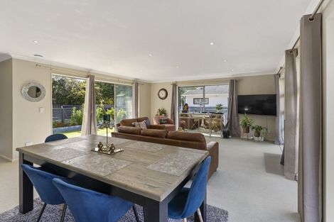 Photo of property in 185 Te Moana Road, Waikanae, 5036