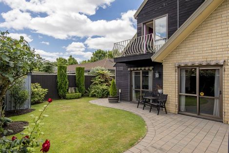 Photo of property in 24 Montclare Avenue, Ilam, Christchurch, 8041