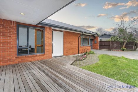 Photo of property in 2/10a Westmont Street, Ilam, Christchurch, 8041