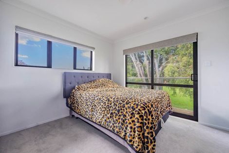 Photo of property in 8a Mahon Place, Papatoetoe, Auckland, 2025