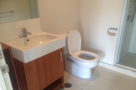 Photo of property in The Grand Apartments, 2d/4 Kell Drive, Albany, Auckland, 0632