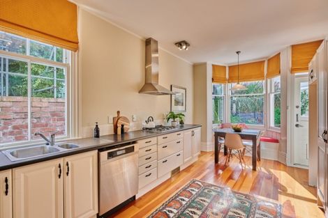 Photo of property in 57 Bolton Street, Kelburn, Wellington, 6012