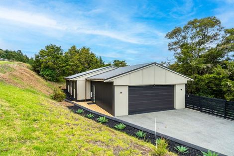 Photo of property in 6 Catherin Servant Close, Maunu, Whangarei, 0110