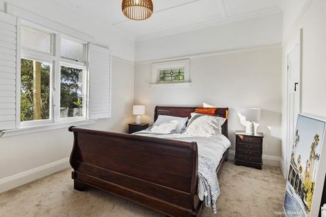 Photo of property in 53 Palliser Road, Roseneath, Wellington, 6011