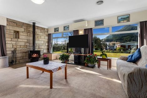 Photo of property in 51 Holyoake Crescent, Kawerau, 3127